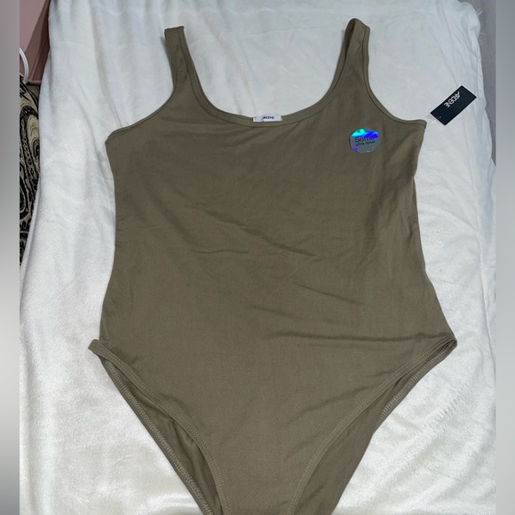 Ardene Softie bodysuit - Picture 2 of 3